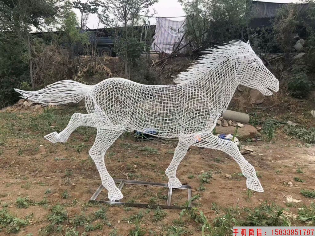 铁艺镂空马奔腾雕塑，马儿奔跑雕塑，创意马雕塑6